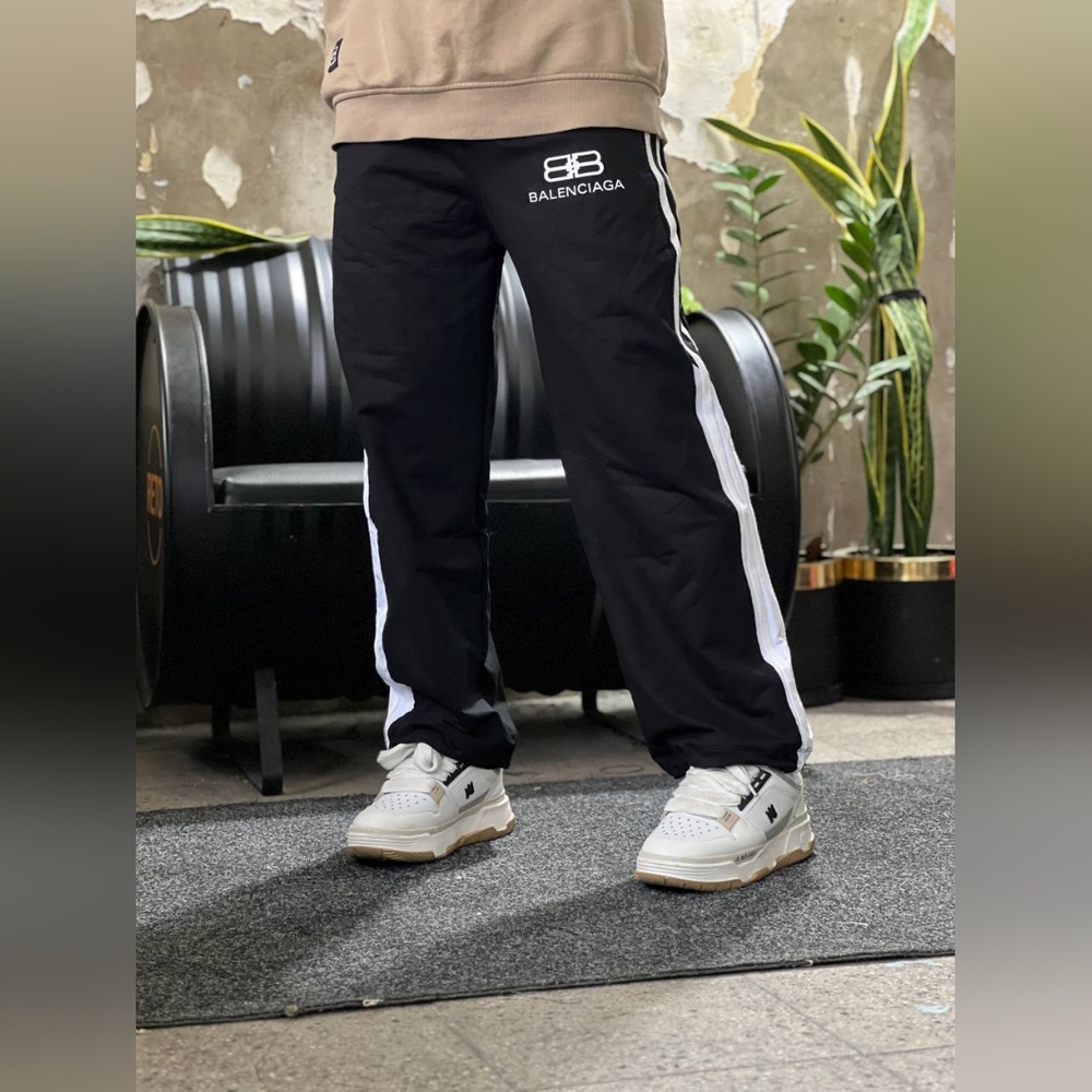 Balenciaga Men's Black and White Pants